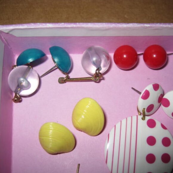 Lot of 15 Vintage Pierced Earrings No Backs - Picture 5 of 16